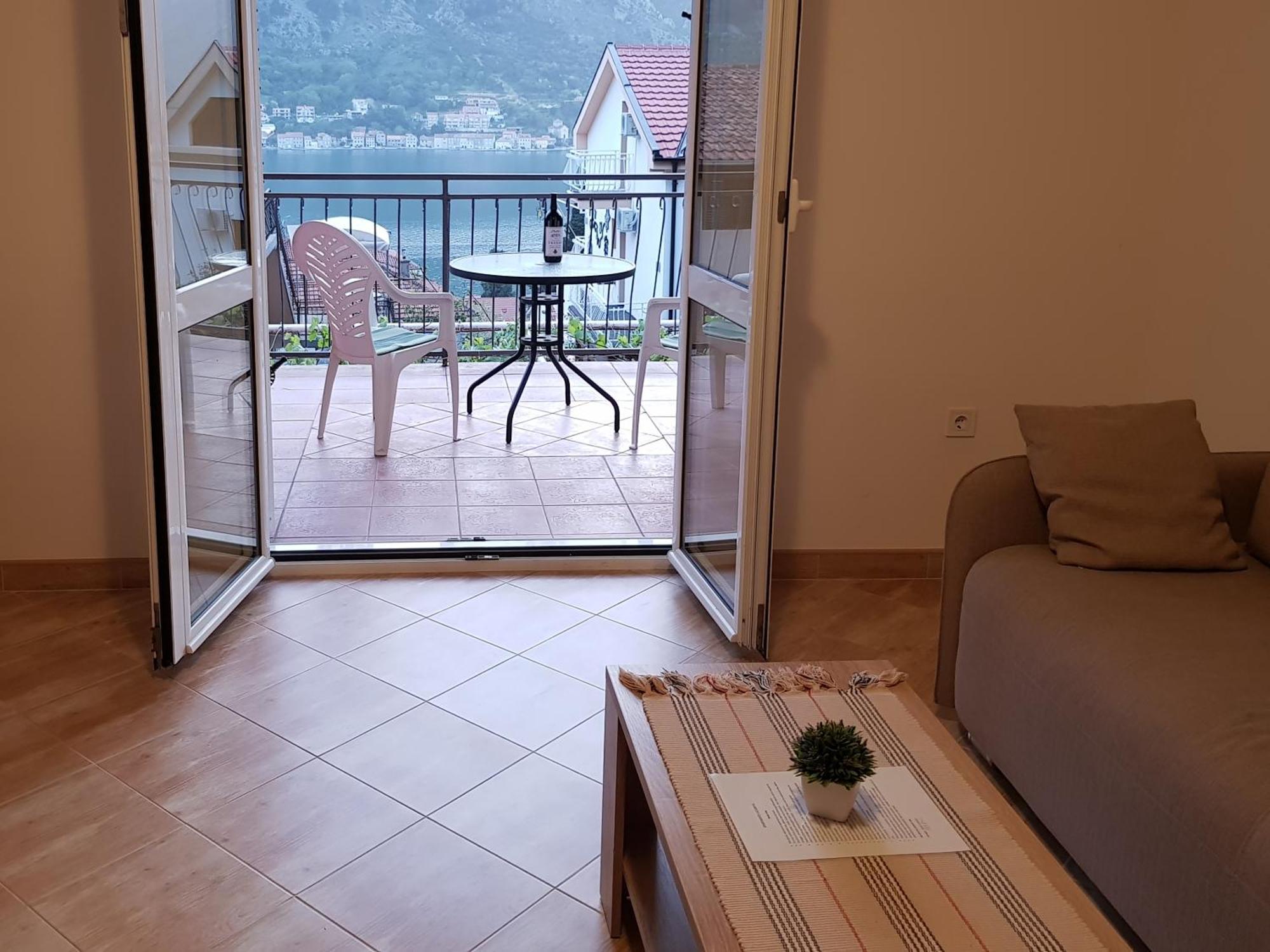 Apartments Lazarevic Kotor Exterior foto